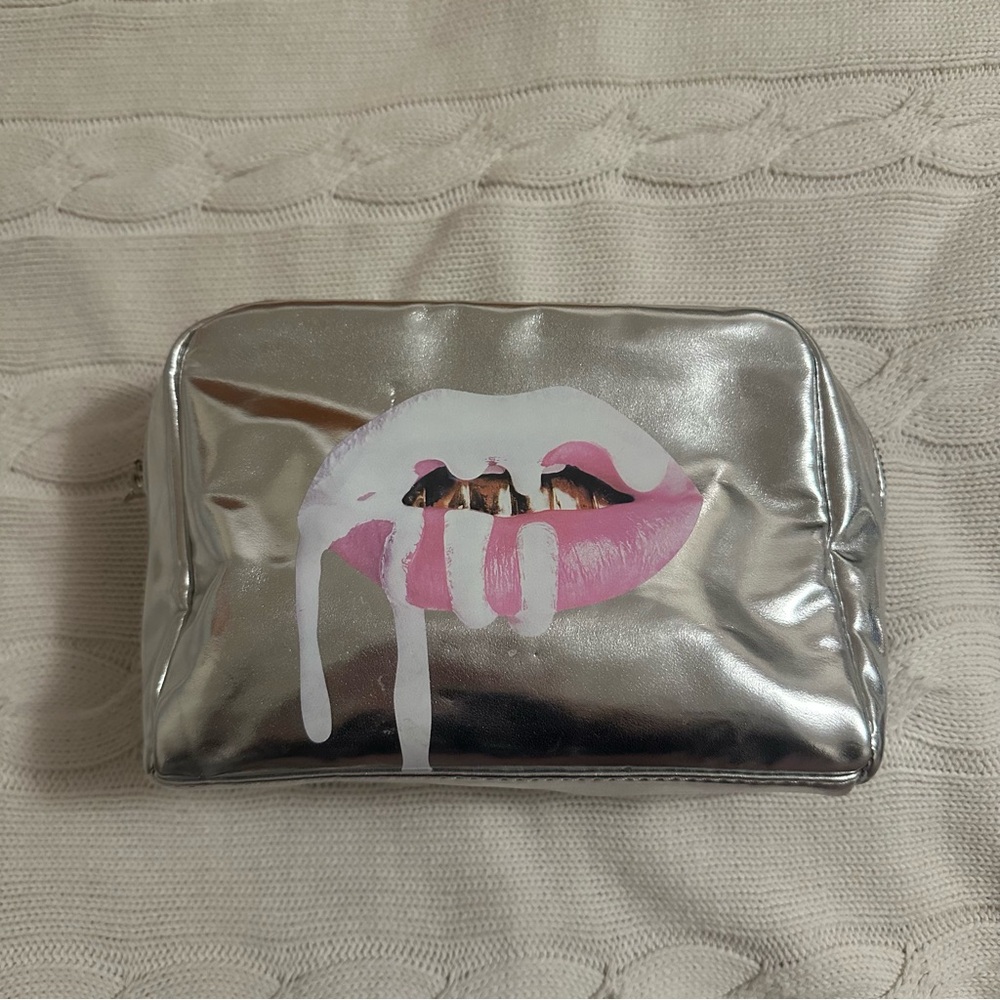 Kylie Cosmetics Silver Cosmetic Makeup Bag with Pink Lips Design
